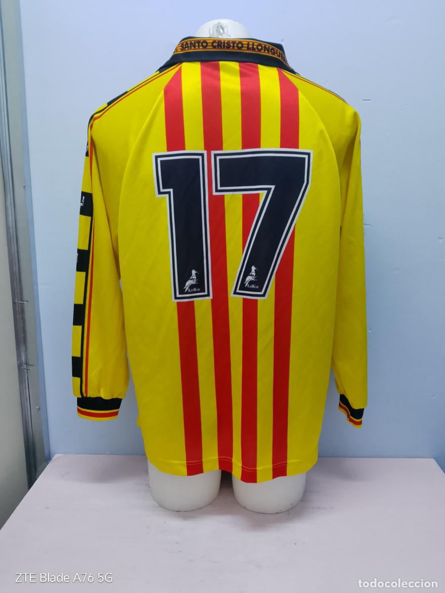 Coleccionismo deportivo: Agrupaci&oacute;n Deportiva Santo Cristo Llongueras Catalunya Badalona senyera L 62cts