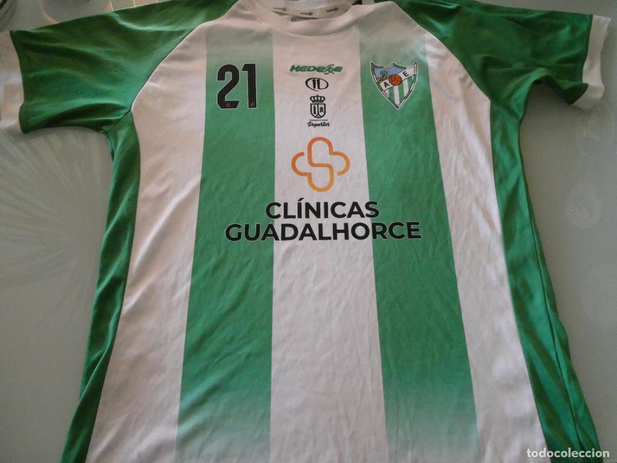 Coleccionismo deportivo: CAMISETA DE F&Uacute;TBOL MODESTO MALAGUE&Ntilde;O. ATL&Eacute;TICO ESTACI&Oacute;N C&Aacute;RTAMA. M&Aacute;LAGA. TALLA M. 150GR