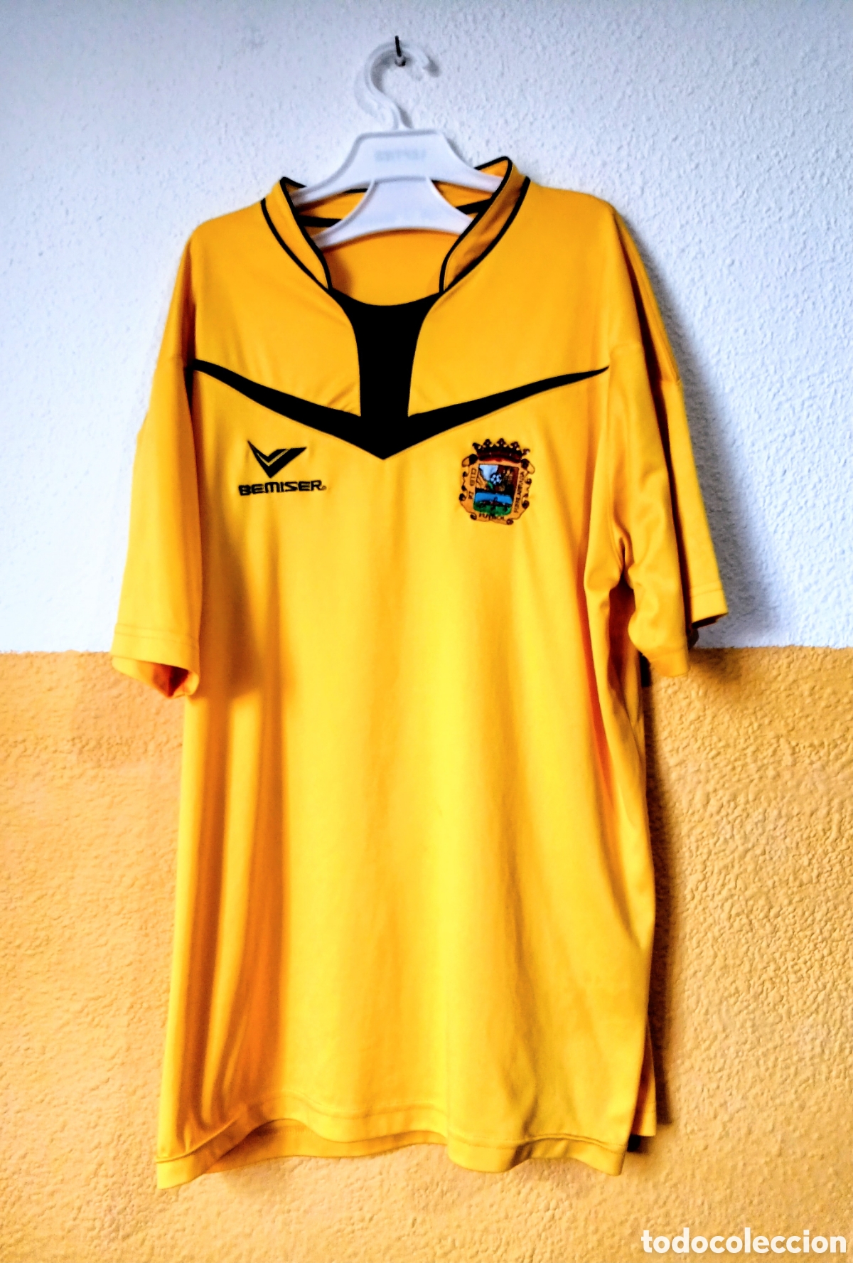 Coleccionismo deportivo: Camiseta Fuenlabrada CF Bemiser M