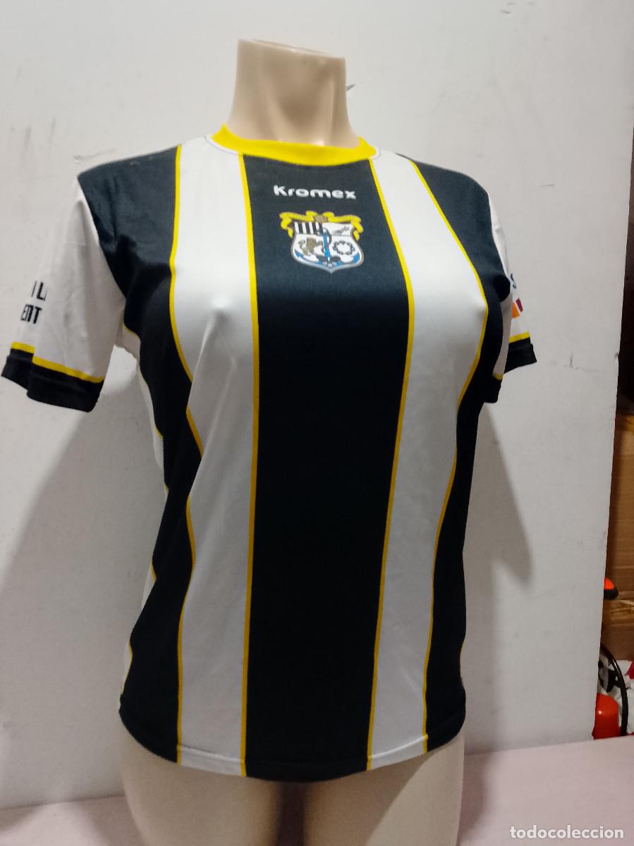 Coleccionismo deportivo: CE fabra i Coats Barcelona chica girl femenino futbol football shirt camiseta catalunya S 50cts