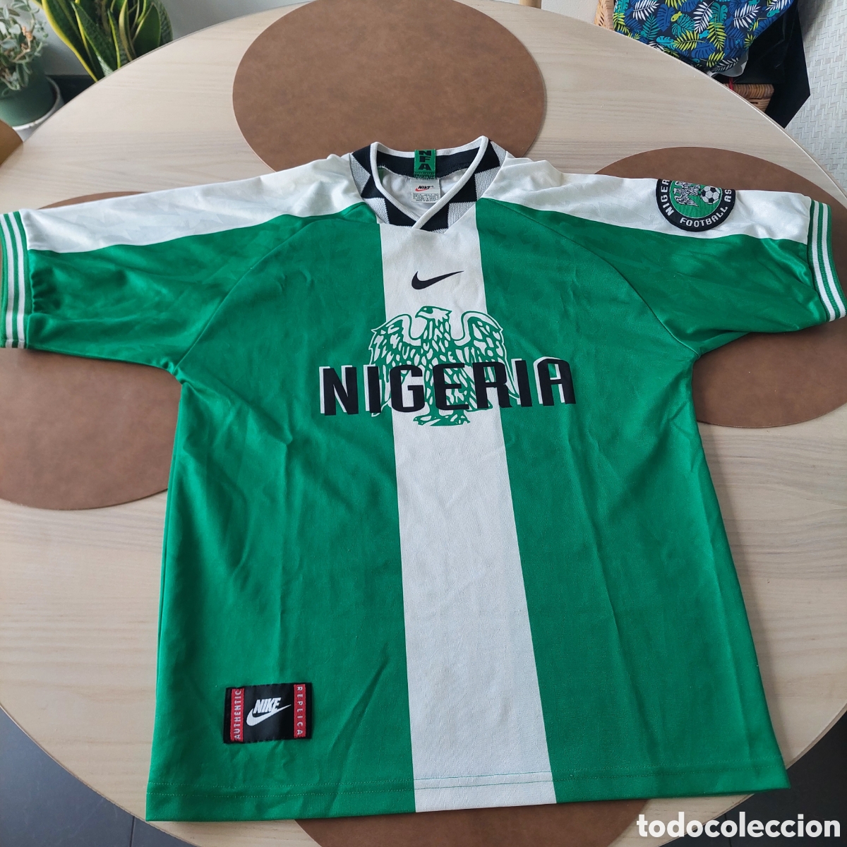 Coleccionismo deportivo: Camiseta Nigeria Nike 1996.