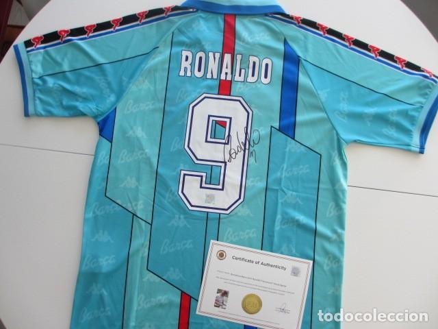 Coleccionismo deportivo: Ronaldo Nazario camiseta FC Barcelona firmada y certificada