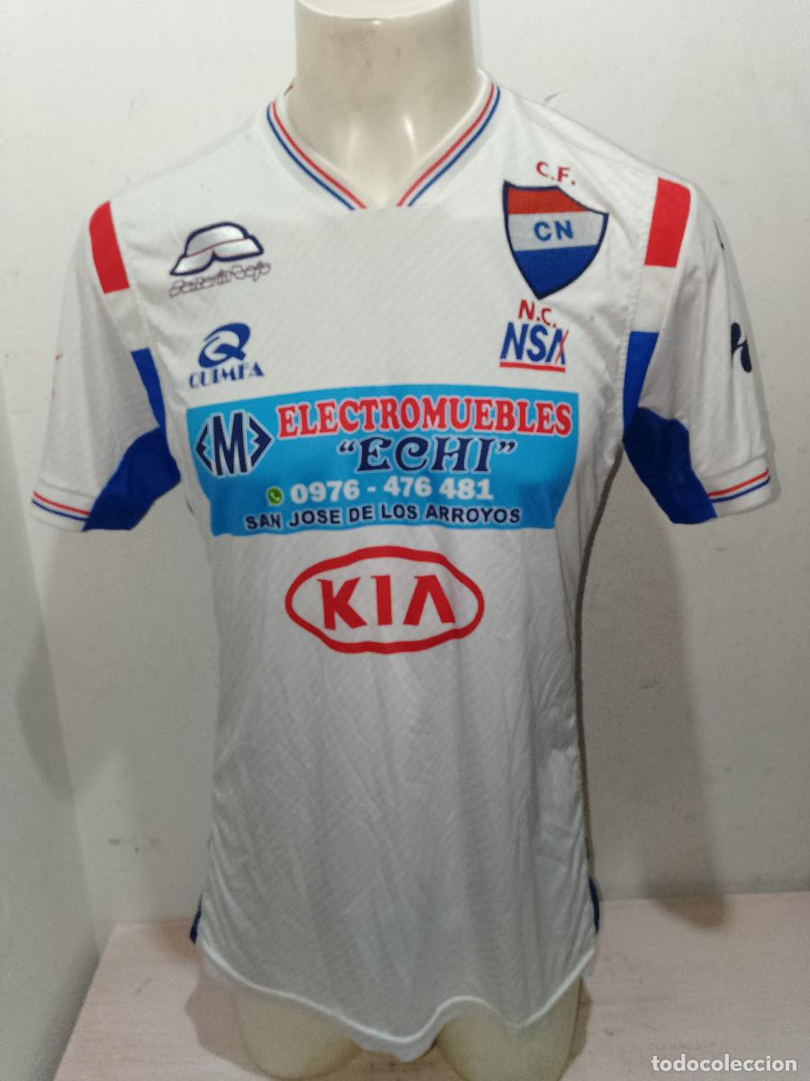Coleccionismo deportivo: Club Nacional de Football Uruguay camiseta futbol L 55cts