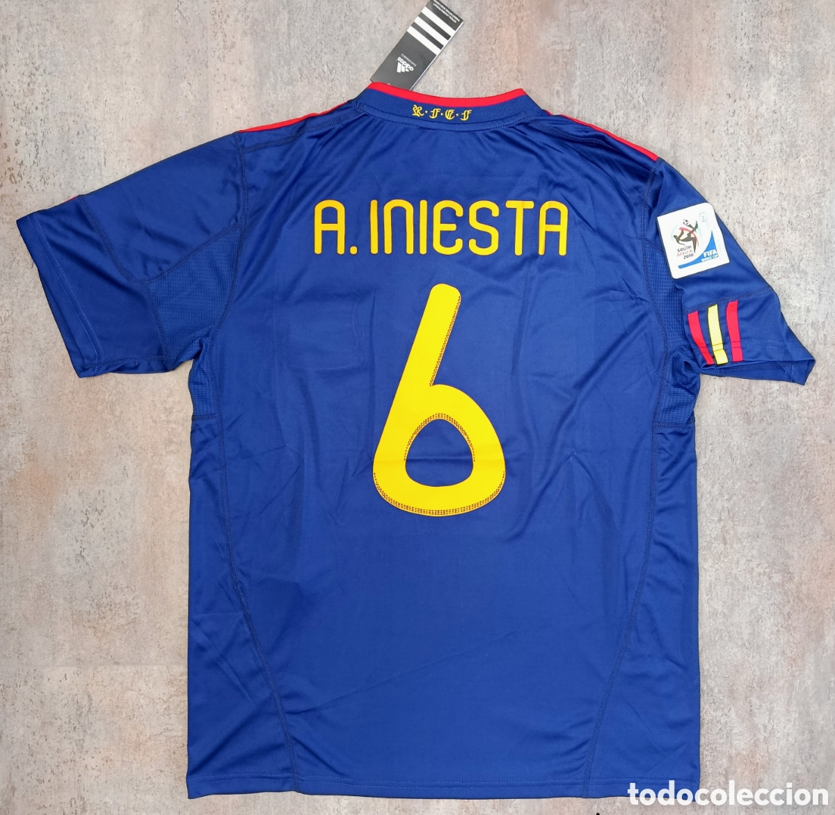 Sammelleidenschaft Sport: Camiseta Iniesta Final Mundial 2010 Espa&ntilde;a Nueva