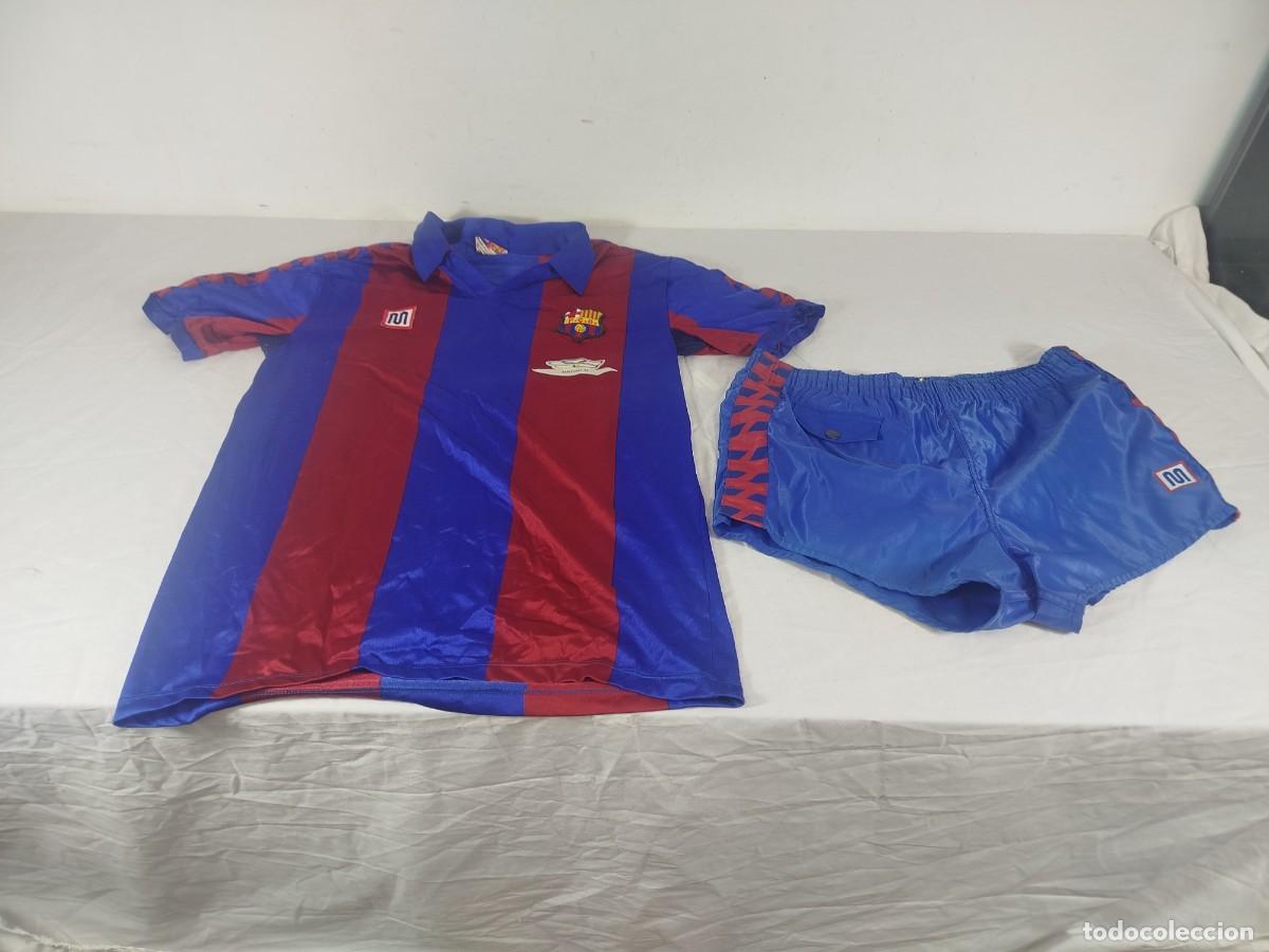 Coleccionismo deportivo: Camiseta y pantal&oacute;n FC Barcelona Meyba