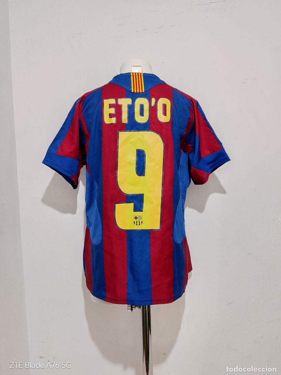 Coleccionismo deportivo: Etoo FC Barcelona camiseta futbol football shirt 8-10 a&ntilde;os 45cts