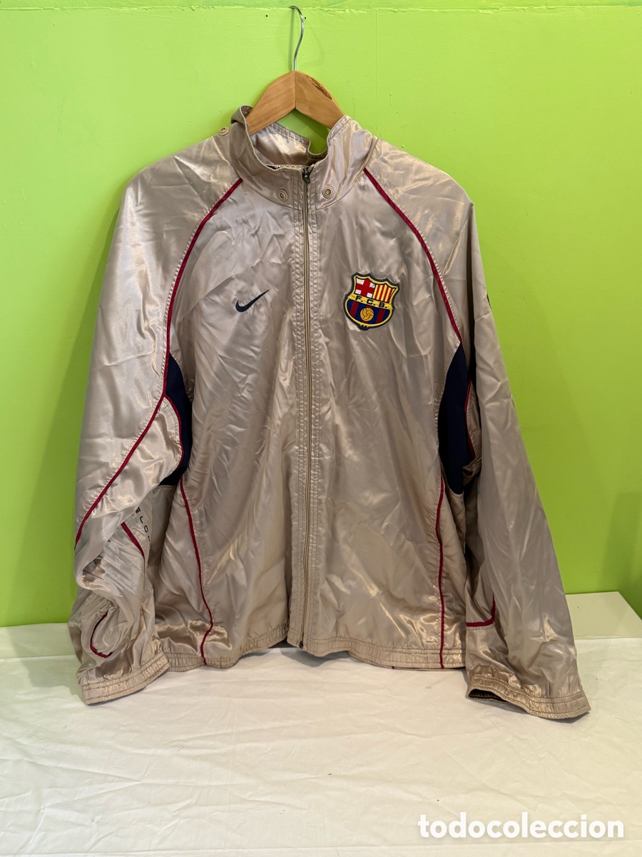Colecionismo desportivo: Ch&aacute;ndal FC Barcelona Nike Original 2001/02 Dorado &ndash; Chaqueta + Pantal&oacute;n Talla L