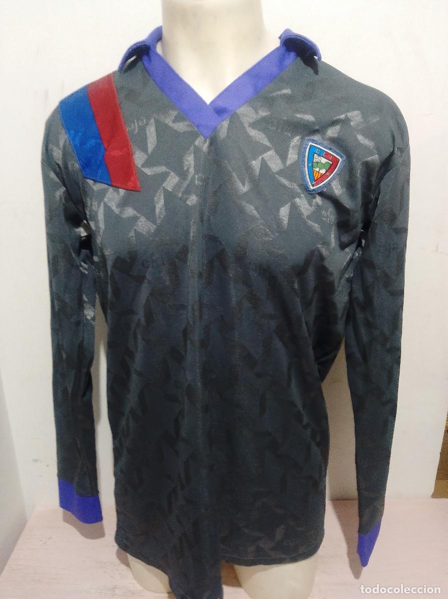 Coleccionismo deportivo: CF Trajana Barcelona vintage 1980 via camiseta futbol football shirt catalunya Barcelona M 56cts