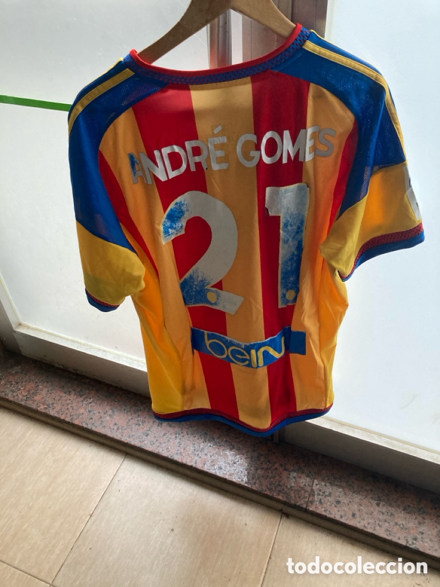 Coleccionismo deportivo: Camiseta original Valencia cf - Foto 2