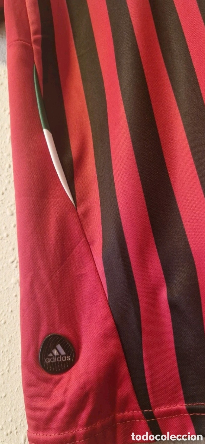 Coleccionismo deportivo: Camiseta Milan 2011/12 - Foto 3
