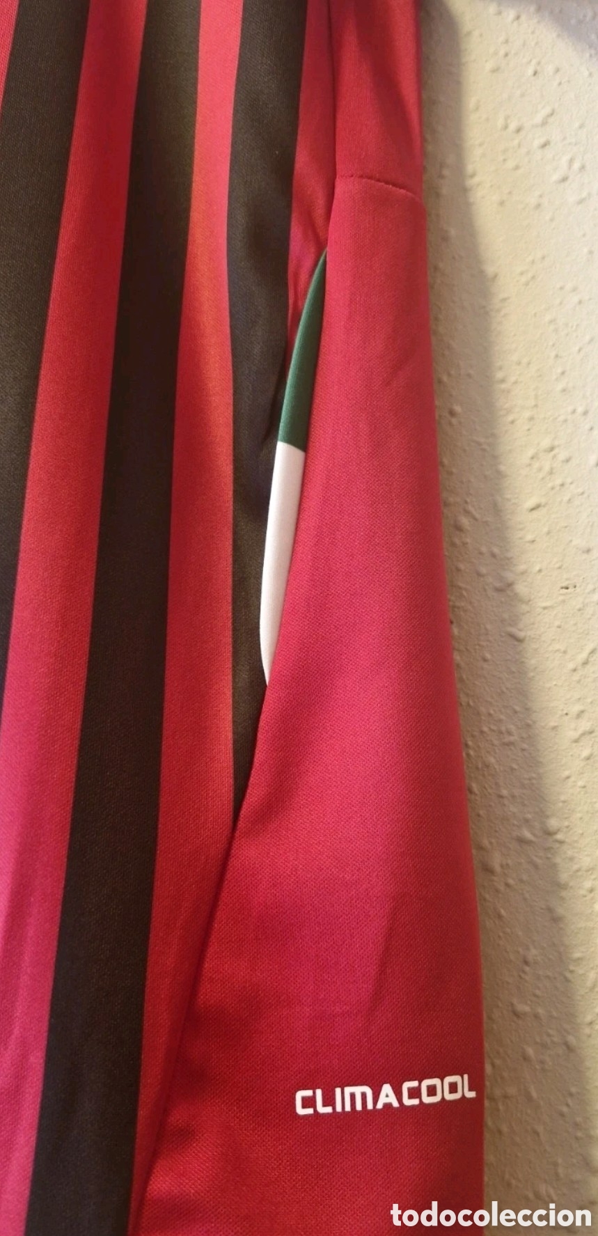 Coleccionismo deportivo: Camiseta Milan 2011/12 - Foto 5