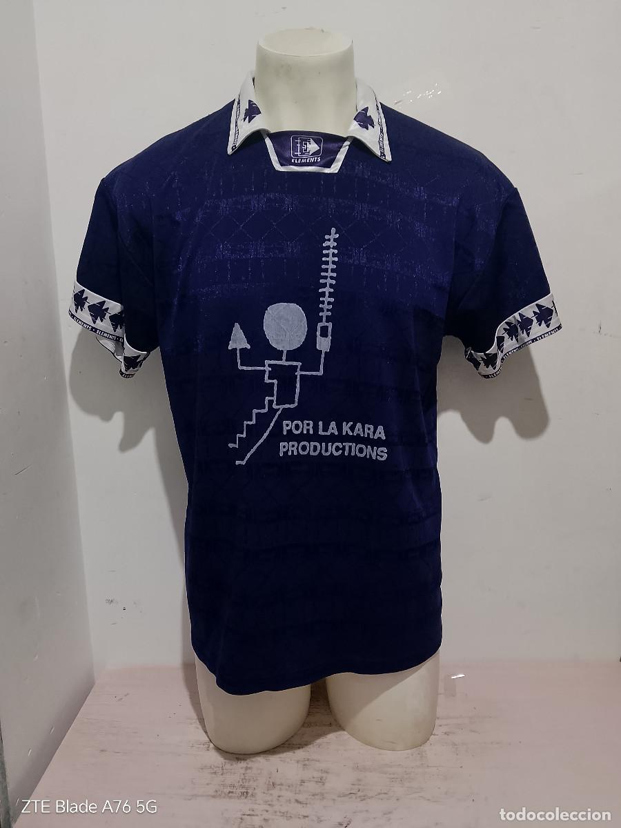 Coleccionismo deportivo: Por La Lara Barcelona Cine horror terror camiseta futbol VHS festival cotxeres de sants xl 62
