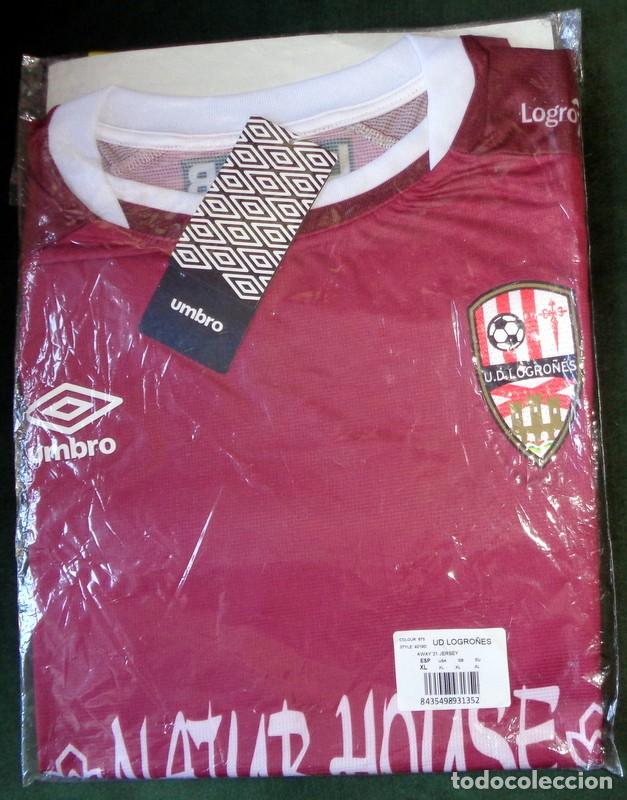 Coleccionismo deportivo: CAMISETA F&Uacute;TBOL TEMPORADA LIGA 21/22 2021 2022 UD LOGRO&Ntilde;&Eacute;S ORIGINAL UMBRO NUEVA PRECINTADA VISITANTE