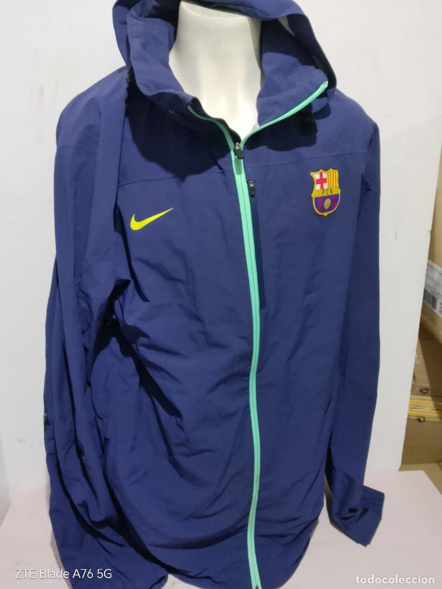 Sports collectibles: FC Barcelona chubasquero chaqueta jugador chandal jacket tracksuit player basketball basket 3xl 70ct