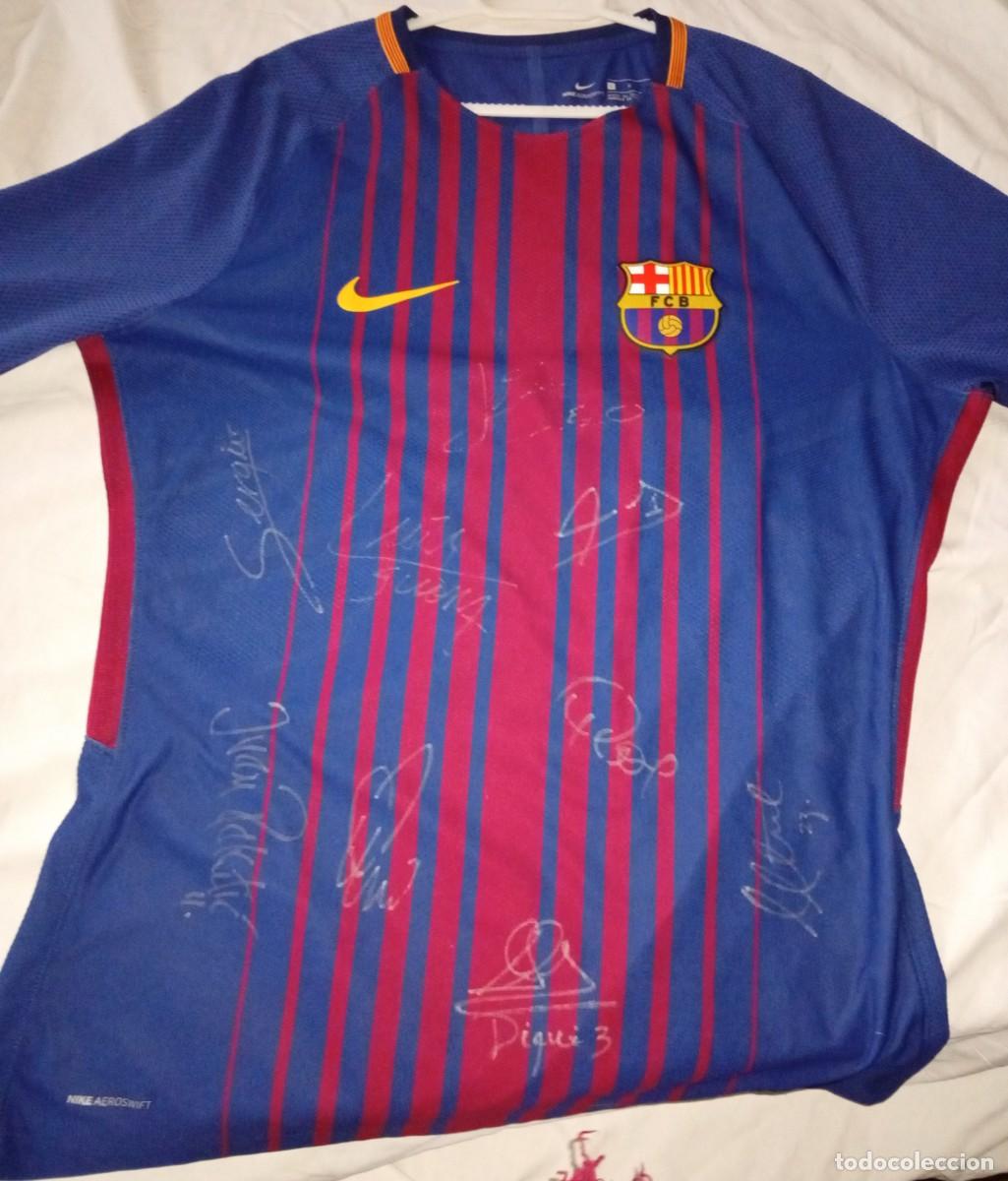 Coleccionismo deportivo: Camiseta FCB firmada por la plantilla 2017/2018