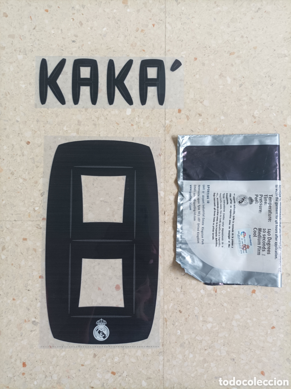 Coleccionismo deportivo: Nameset oficial #8# Kak&aacute; 2010-11 Home Real Madrid sipesa s.a.