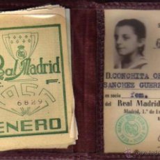 Coleccionismo deportivo: CARNET ORIGINAL DE REAL MADRID CLUB DE FUTBOL 1954 CON 11 CUPONES. Lote 50547771