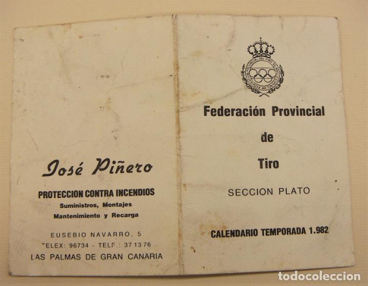Sports collectibles: CARNET FEDERACI&Oacute;N PROVINCIAL DE TIRO SECCI&Oacute;N TIRO AL PLATO LAS PALMAS 1982