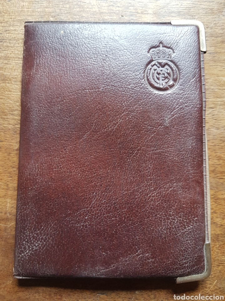 Sports collectibles: Carnet Real Madrid 1985