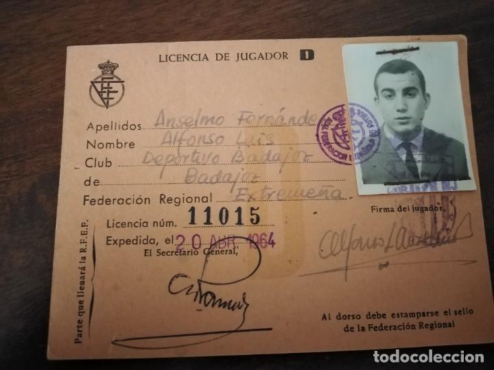 Sports collectibles: Licencia de Jugador Club Deportivo Badajoz. 1964.