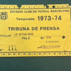Coleccionismo deportivo: CARNET CLUB DE FÚTBOL BARCELONA 1973-74 TRIBUNA DE PRENSA. ARTIFUTBOL. Lote 401399469