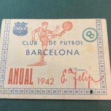 Coleccionismo deportivo: CARNET DE SOCIO , CLUB DE FÚTBOL BARCELONA 1942 ANUAL . ARTIFUTBOL. Lote 401539544