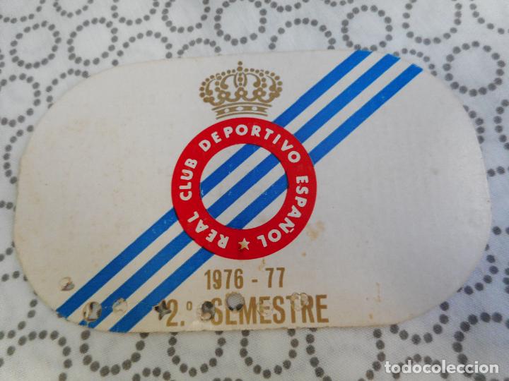 Sports collectibles: ANTIGUA TARJETA FUTBOL SOCIO REAL CLUB DEPORTIVO ESPA&Ntilde;OL. R.D ESPA&Ntilde;OL. BARCELONA 1976 1977