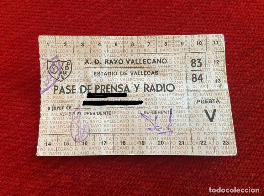 Sammelleidenschaft Sport: R25756 CARNET PASE DE PRENSA Y RADIO RAYO VALLECANO ESTADIO DE VALLECAS 83 84 1983 1984 SOCIO ABONO