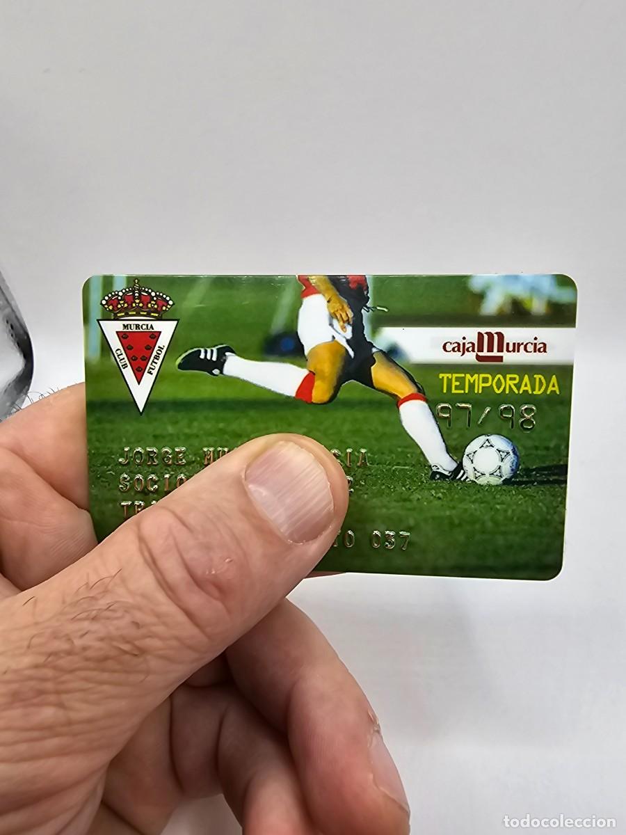 Sports collectibles: carnet socio abonado pase f&uacute;tbol club Murcia 97 98