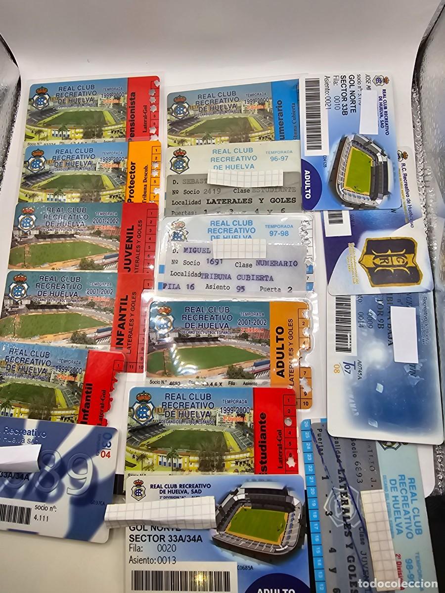 Sammelleidenschaft Sport: Lote carnet pase abono f&uacute;tbol real club recreativo Huelva 16 unidades