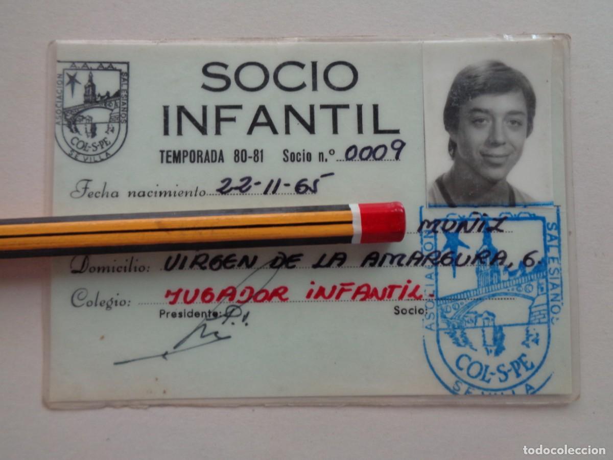 Sports collectibles: ESCUELA DE FUTBOL , COLPSE , TRIANA : CARNET DE SOCIO INFANTIL . SEVILLA 1980-81
