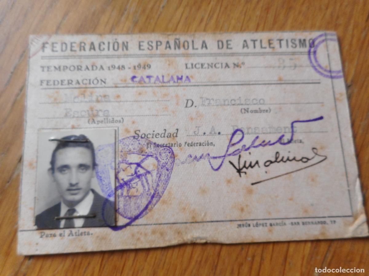 Sports collectibles: ANTIGUO CARNET FEDERACION ESPA&Ntilde;OLA ATLETISMO CATALU&Ntilde;A 1948-1949