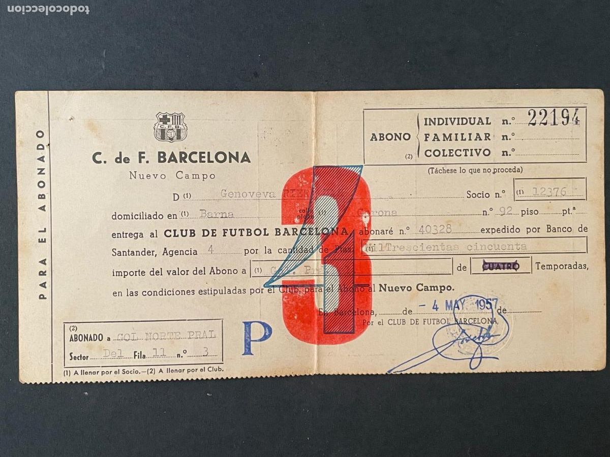 Sports collectibles: ABONO CLUB DE FUTBOL BARCELONA - 1957