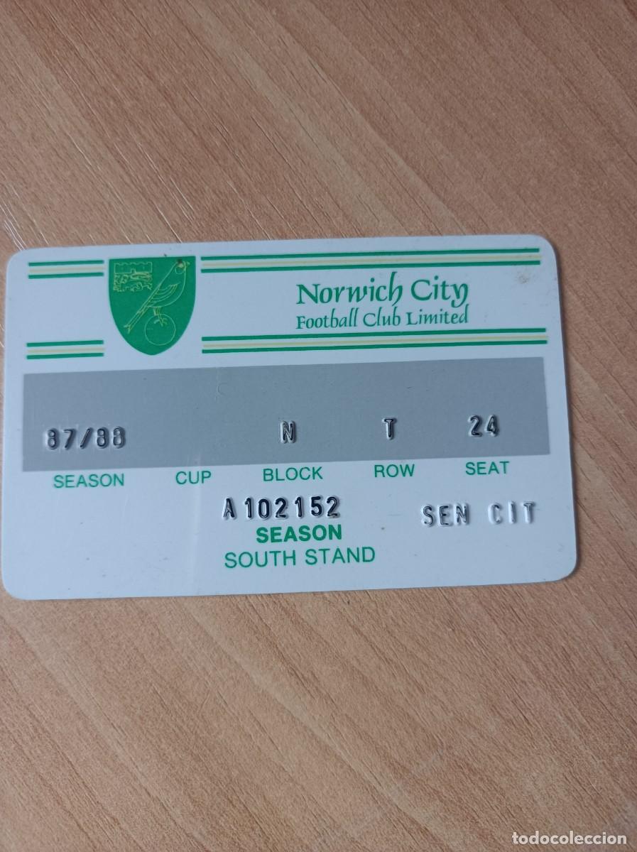 Sports collectibles: Carnet Norwich City, 2007-08