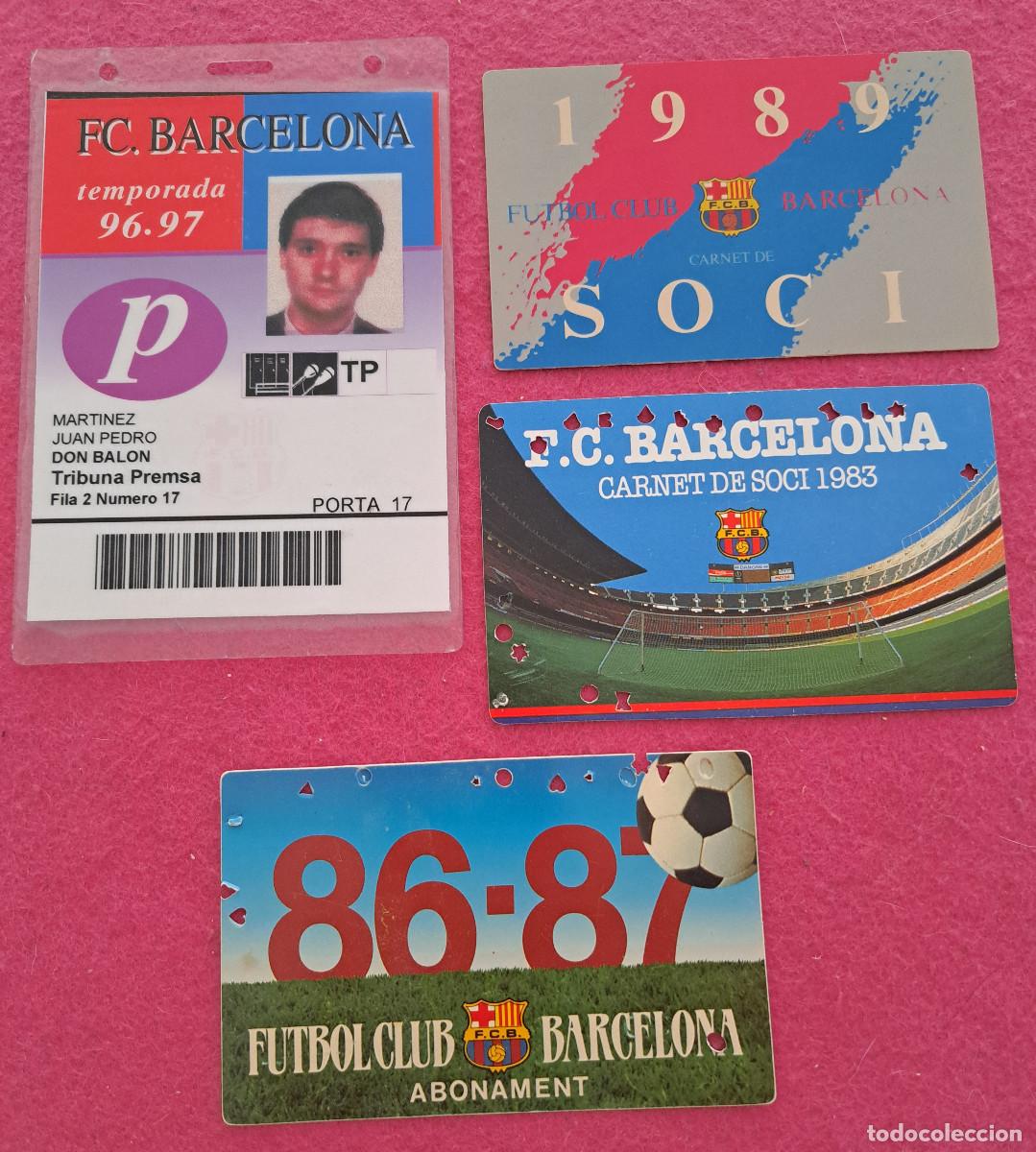 Sammelleidenschaft Sport: F.C. BARCELONA - LOTE DE 3 CARNETS DE SOCIO - A&Ntilde;OS 80 Y PASE DE PRENSA DEL DIRECTOR DE DON BALON