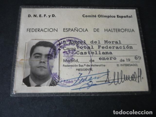 Coleccionismo deportivo: TARJETA IDENTIDAD COMITE OLIMPICO ESPA&Ntilde;OL FEDERACION DE HALTEROFILIA 1969
