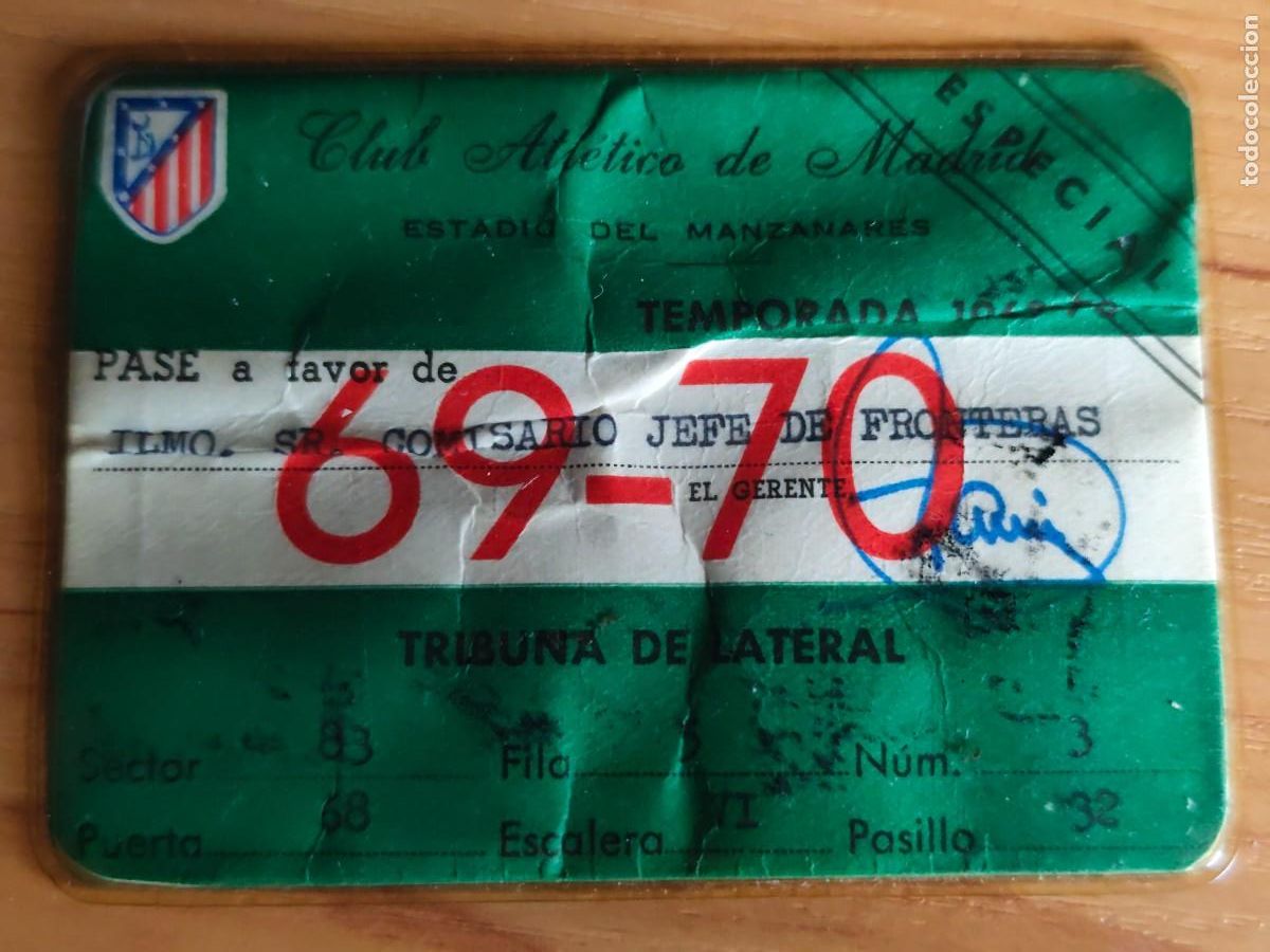 Coleccionismo deportivo: Pase Club Atl&eacute;tico de Madrid 1969 1970. Rareza