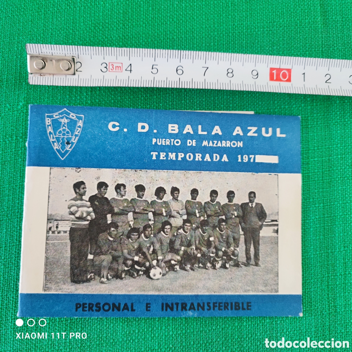 Coleccionismo deportivo: Carnet de socio f&uacute;tbol C.D. Bala Azul, Puerto Mazarr&oacute;n a&ntilde;os 70.