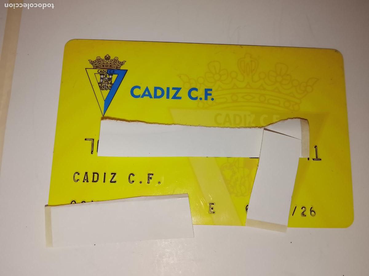Coleccionismo deportivo: TARJETA CARNET DE SOCIO PASE ENTRADA O SIMILAR CADIZ CLUB DE FUTBOL ABONADOS &iquest;TARJETA TIENDA?