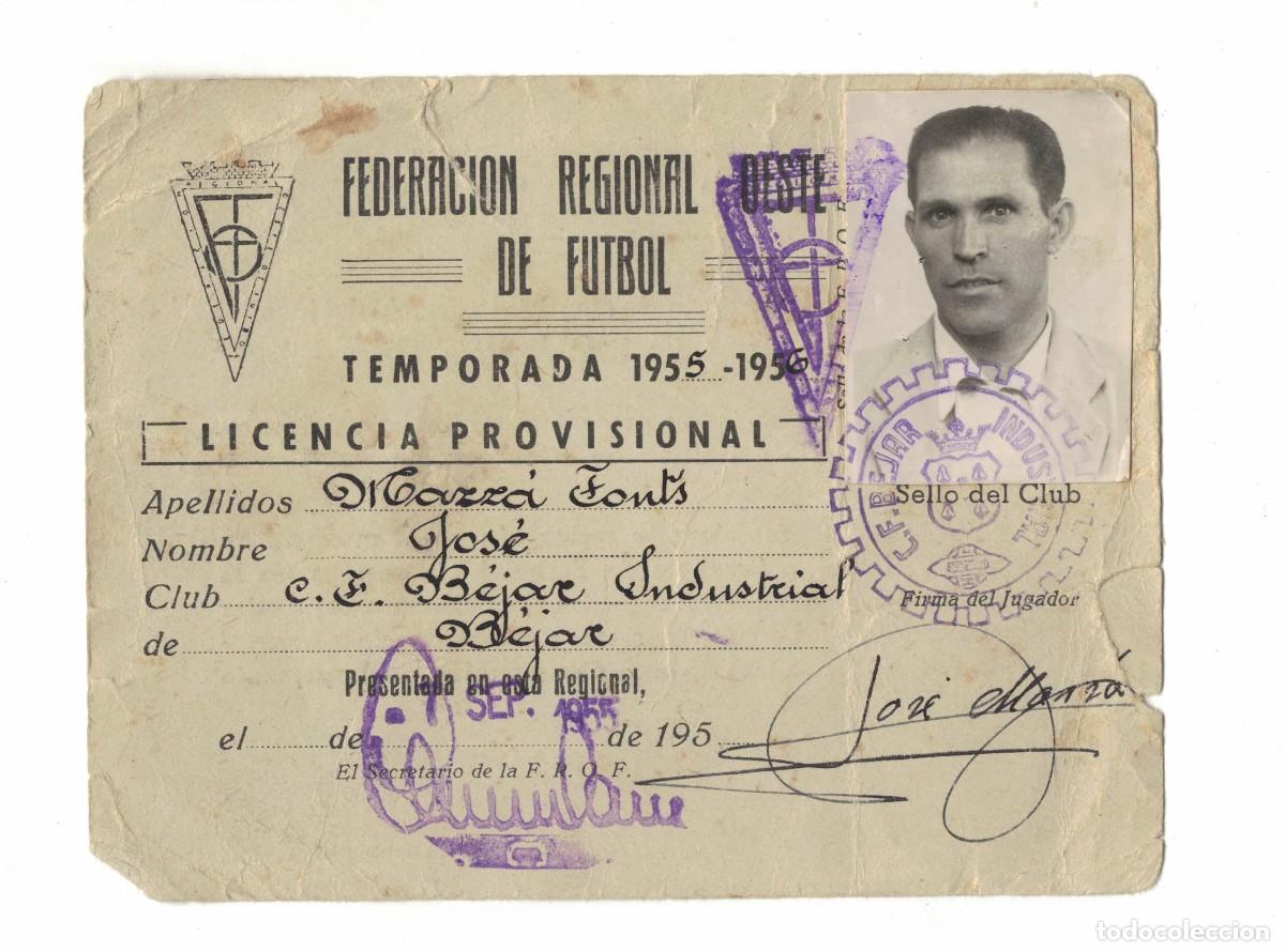 Coleccionismo deportivo: Licencia provisional jugador C.F. B&eacute;jar Industrial 1955‑1956 Federaci&oacute;n Regional Oeste de F&uacute;tbol