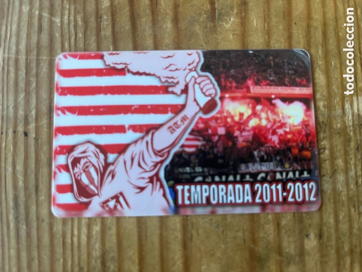 Coleccionismo deportivo: R32098 CARNET SOCIO ULTRAS ATM FRENTE ATLETICO MADRID 30 A&Ntilde;OS EN LA BRECHA TEMPORADA 2011 2012