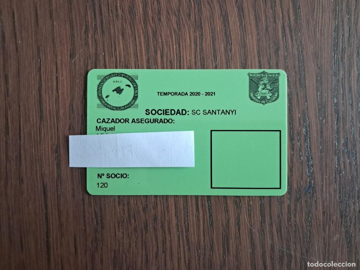 Coleccionismo deportivo: carnet de licencia de caza, sociedad Santanyi, Mallorca, a&ntilde;o 2020-2021