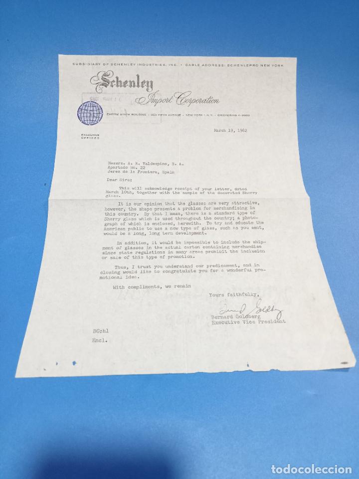 Commercial Letters: CARTA COMERCIAL. SCHENLEY. 1962 IMPORT CORPORATION. EN INGL&Eacute;S
