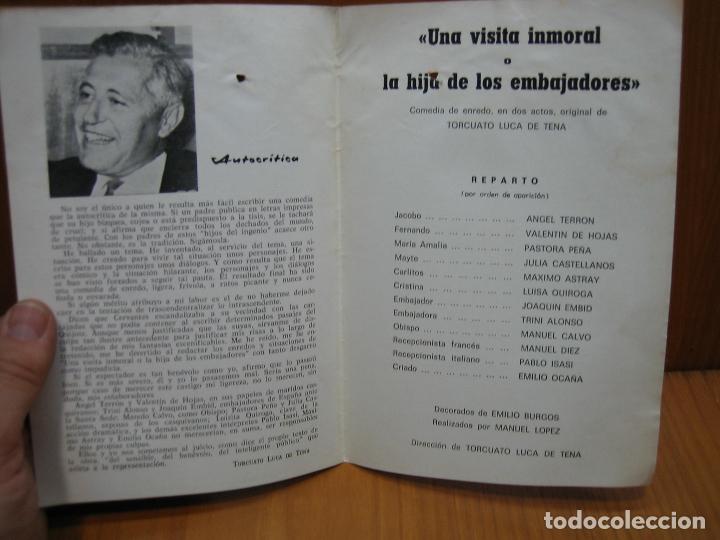 Carteles espect&aacute;culos: Programa de teatro. Teatro cinema Cabrera. Ecija 1976. - Foto 2