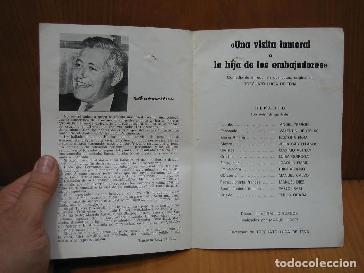 Carteles espect&aacute;culos: Programa de teatro. Teatro cinema Cabrera. Ecija 1976. - Foto 2