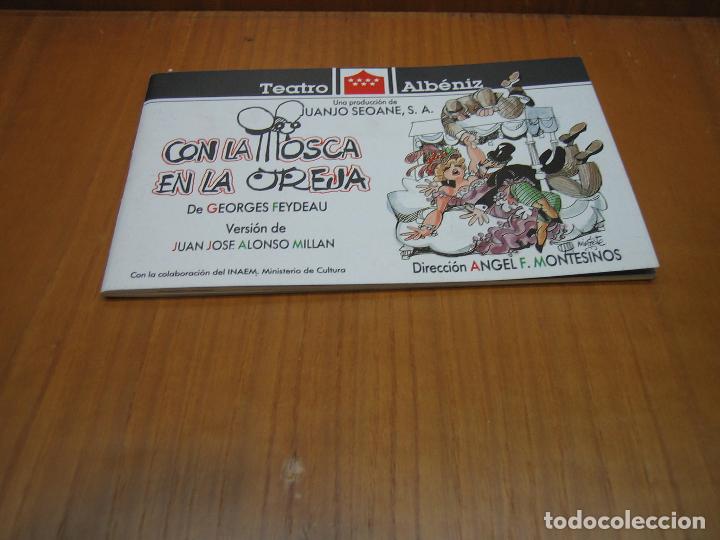 Carteles espect&aacute;culos: Programa de Teatro. Teatro Albeniz. Con la mosca en la oreja - Foto 4