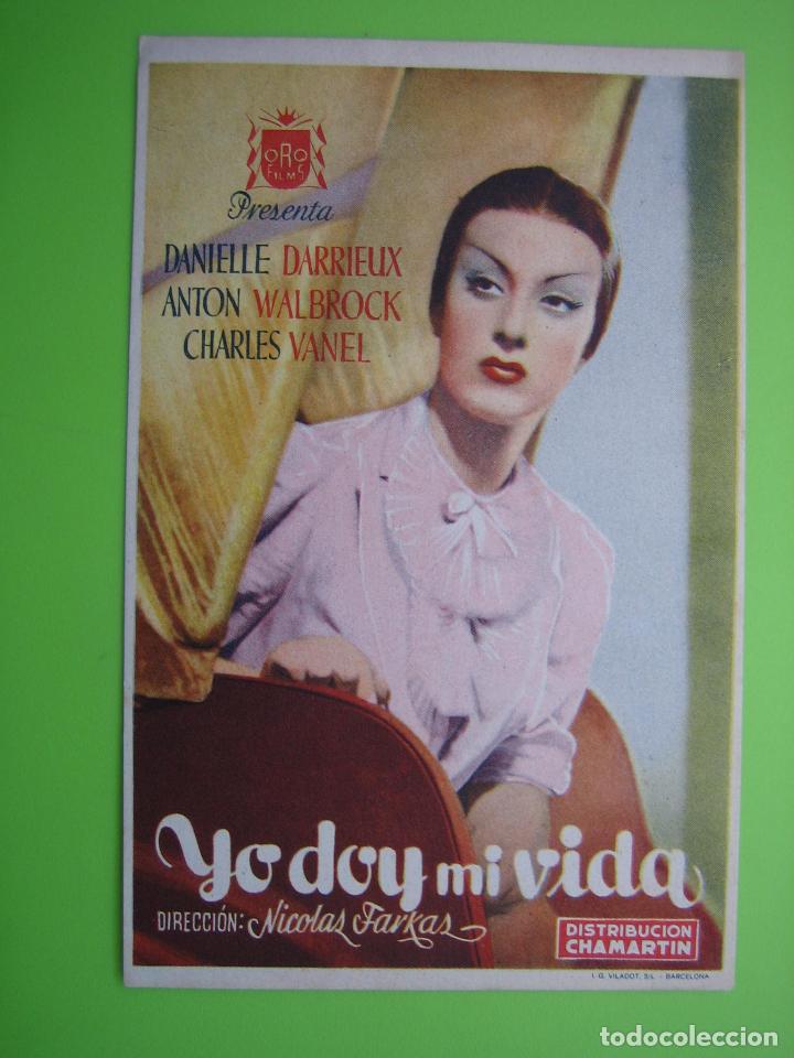 Carteles espect&aacute;culos: 1 Programa de cine. Yo doy mi vida. - Foto 1
