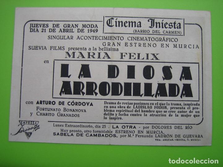 Carteles espect&aacute;culos: 3 Programa de pel&iacute;cula de cine. La diosa arrolladora. Cine Iniesta 1949 - Foto 2