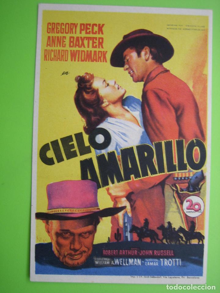 Carteles espect&aacute;culos: 4 Programa de cine. Cielo amarillo - Foto 1