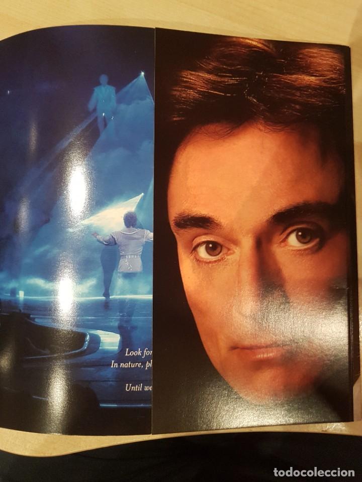 Carteles espect&aacute;culos: CAT&Aacute;LOGO ESPECT&Aacute;CULO SIEGFRIED & ROY AT THE MIRAGE - Foto 4